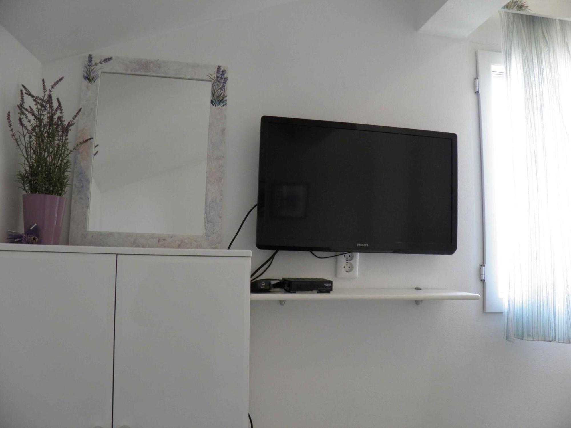 Apartments Marcic Bol Luaran gambar