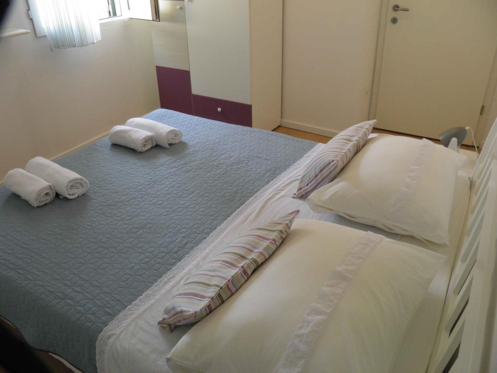 Apartments Marcic Bol Luaran gambar